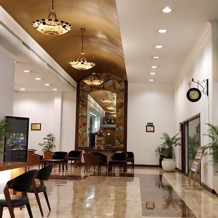 Hotel Aurora Towers Pune Dış mekan fotoğraf