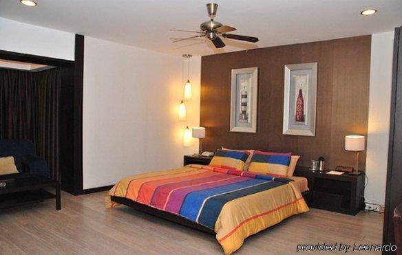 Hotel Aurora Towers Pune Oda fotoğraf