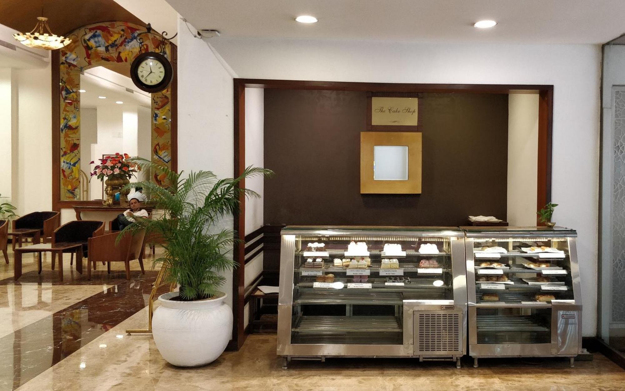 Hotel Aurora Towers Pune Dış mekan fotoğraf