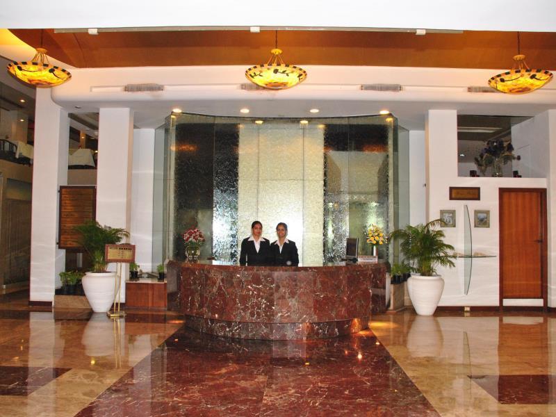 Hotel Aurora Towers Pune Dış mekan fotoğraf