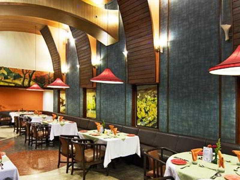Hotel Aurora Towers Pune Dış mekan fotoğraf