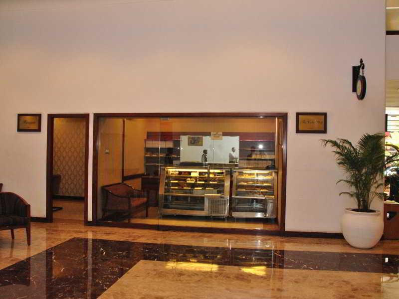 Hotel Aurora Towers Pune Dış mekan fotoğraf